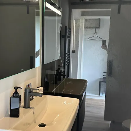 Stade Land Golf Tiny Haeuser * Deinste