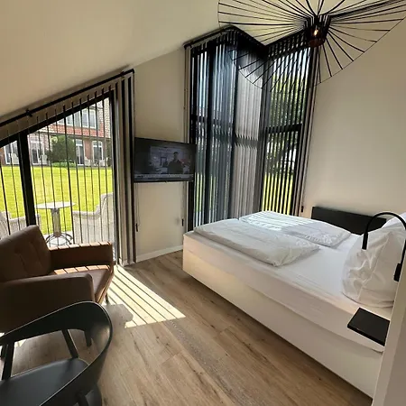 Stade Land Golf & Tiny Hotel *