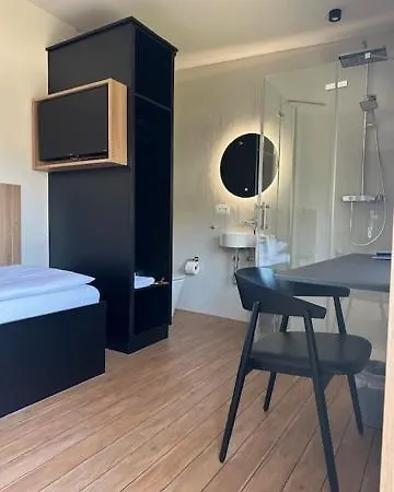 Stade Land Golf Tiny Haeuser * Deinste