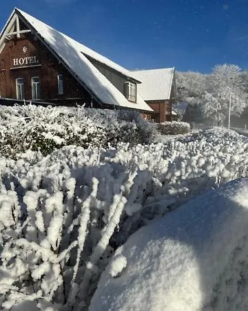 Stade Land Golf Tiny Haeuser Otel *